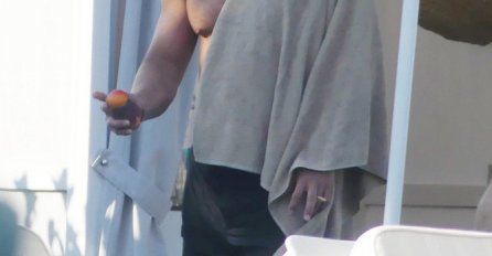 Najljepši glumac na svijetu skinuo PEŠKIR I NI TRAGA OD ONOG TIJELA koje ga je proslavilo: Ljudi gledaju kako sada izgleda i NE MOGU DA VJERUJU!