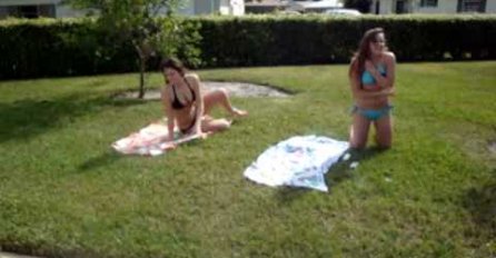 "Užasno me nerviraju moja komšinica koja je 10 godina mlađa od mene i moj muž"