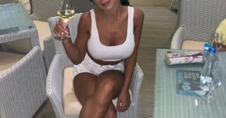 ALEKSANDRA SUBOTIĆ NAKON ZADRUGE SMRŠALA DO NEPREPOZNATLJIVOSTI: Skinula se u bikini i pokazala tijelo, kad David vidi sliku POKAJAT ĆE SE ŠTO JE IZABRAO ANU!