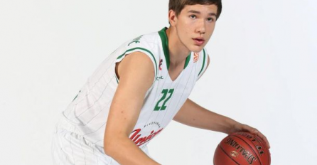 Srebrenički div Emir Sulejmanović DANAS SLAVI rođendan! Ova žena je pomogla njegovoj mami pri porodu u šumi dok su bježali iz Srebrenice,  A EVO KAKO JOJ SE ZAHVALIO