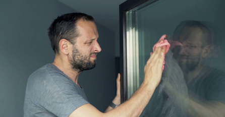 "Danas kada sam se vratio sa posla mama mi je rekla da je saznala da me moja supruga vara. Baš sam se iznenadio… grozan osjećaj. 3 godine smo u braku imamo kćerku i trenutno je trudna, 6. mjesec! Odmah sam posumnjao da je možda zatrudnila..."