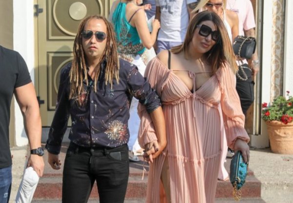 5cab2eff-884c-41e3-ac0a-23130a0a0a64-ana-nikolic-i-stefan-djuric-rasta-krstenje-23-830x0-690x480