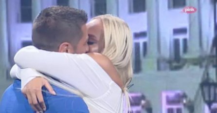 ANABELA BIJESNA ZBOG POMIRENJA LUNE I MARKA, EVO ŠTA JOJ JE REKLA: Oni se ljube i grle u emisiji, A MAJKA JOJ OVO PORUČILA (FOTO)