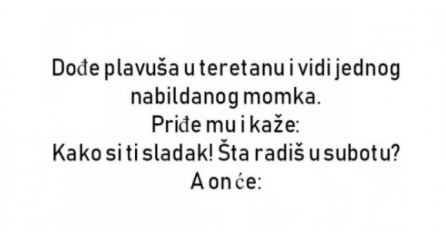 VIC: Plavuša u teretani