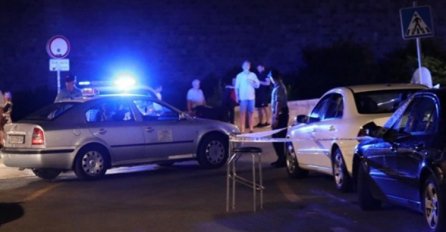 PUCNJAVA NASRED ULICE: U muškarca ispaljeno šest metaka, napadači u bijegu