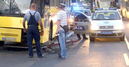 HOROR: Autobus udario ženu, otkinuo joj i ruku i nogu