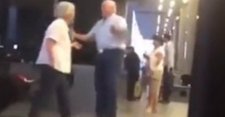 DOKAZ DA PRAVA LJUBAV POSTOJI: Video od kojeg će vam krenuti suze na oči!