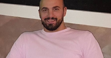 VLADIMIR TOMOVIĆ POKAZAO NOVU DJEVOJKU NA PINKU, SVI ZINULI OD ŠOKA KAD JU JE POLJUBIO PRED SVIMA: A tek da vidite kako ona izgleda, AUH!