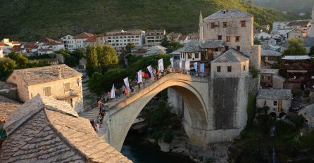 Obilježena 15. godišnjica obnove Starog mosta u Mostaru