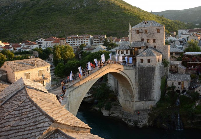 Obilježena 15. godišnjica obnove Starog mosta u Mostaru