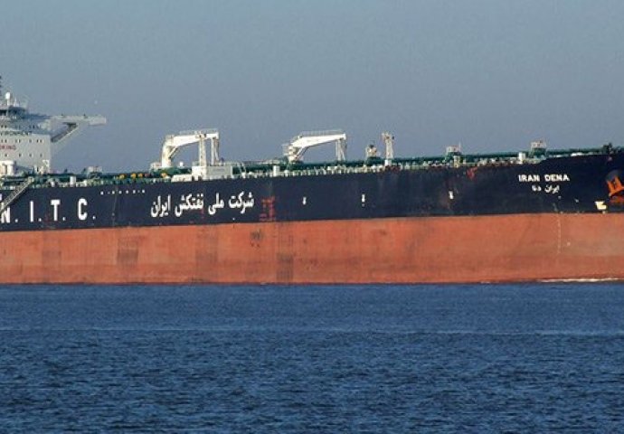 SAD uveli sankcije kineskoj kompaniji optužujući je da je kupovala iransku naftu time kršeći "američke sankcije prema Iranu"