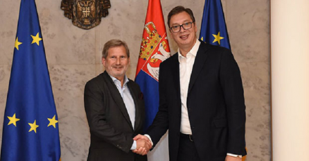 VUČIĆ I HAHN U BEOGRADU O SITUACIJU NA ZAPADNOM BALKANU