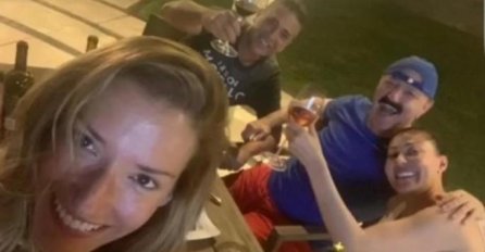 SLIKA KOJA JE MNOGE IZNENADILA: Jovana Joksimović i Željko, a sa druge strane Ceca i ovaj DOBRO POZNATI PJEVAČ, presretni! (FOTO)