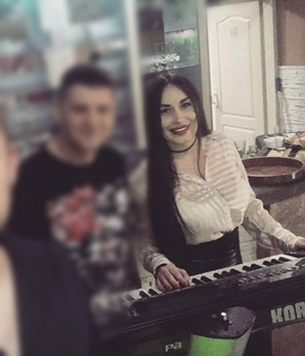 1aa584a30d849cec9c37cba697770743