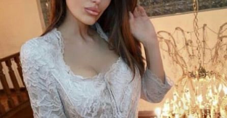 SAMO GODINU DANA POSLIJE SAZNALA JE DA IMA RAK: Evo kako je Dijana izgledala na izboru za Miss, svi gledaju i plaču!