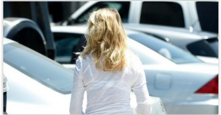 MUŠKARCI SU LUDJELI ZA NJOM 80.-ih! Danas joj je lice je ZATEGNUTO i niko ne bi rekao da je ostarila, ali je obukla kratki šorc i odale su je zgužvane NOGE! Užas! 