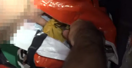 PRIMOPREDAJA DROGE I HAPŠENJE NA AUTO-PUTU, POGLEDAJTE POLICIJSKU AKCIJU