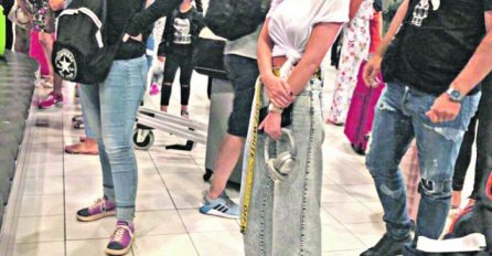 KAKVA BLAMAŽA, KIJA OTKAZUJE NASTUPE: Fizički propala, a sad joj i karijera gotova, EVO KOLIKO JE KARATA PRODALA U CRNOJ GORI, samo da LUNA čuje!