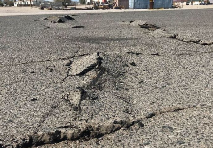 U zemljotresu u Albaniji najmanje 7 mrtvih, više od 320 povrijeđeno