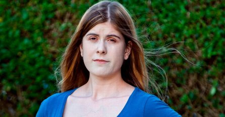 IMA OGROMNE PRIRODNE GRUDI, OVOLIKE JOŠ NISTE VIDJELI: Zbog njih ne može naći pravi grudnjak, a ovo je njen NAJVEĆI PROBLEM!