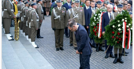 Pao na koljena: NJEMAČKI ŠEF DIPLOMATIJE IZRAZIO STID ZBOG NACISTIČKIH ZLOČINA