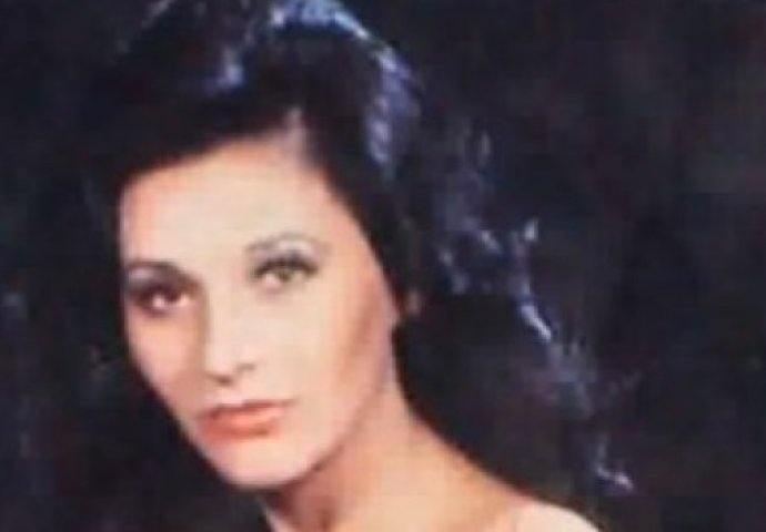 RIJETKI ĆE JE PREPOZNATI ODMAH: Znate li ko je pjevačica sa slike?