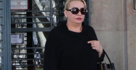 (VIDEO) ZAJEDNO SU OTIŠLI U SMRT, ONA JE BILA TRUDNA! Pjevačica jedan od svojih najvećih hitova posvetila TRAGIČNO NASTRADALOM PARU!