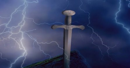 MAČ U KAMENU KAO U ČUVENOJ LEGENDI: Rijeka Vrbas skrivala mač iz 13. vijeka, ronioci bili u šoku kada su ga otkrili!