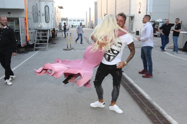 5pgk9llahr0cdovl29jzg4uzxuvaw1hz2vzl3b1bhnjbxmvwwprn01eqv8vmznhnziymtu3ntm0zdfmy2ninmi1ztm2ytfimdq1m2euanbnkzmczqooaieaaq