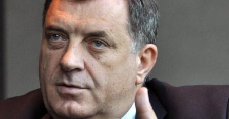 'DODIK ZA 5. RUJNA PLANIRA LUDOST, DOVEST ĆE NAS SVE NA RUB RATA!' Dramatične reakcije iz Republike Srpske na najavu člana Predsjedništva BiH