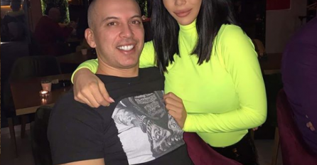 HIT SLIKA OD PRIJE NEKOLIKO GODINA, ČAK I KĆERKA PLAČE OD SMIJEHA: Pojavila se fotografija Topalka na kojoj ima kosu (FOTO)