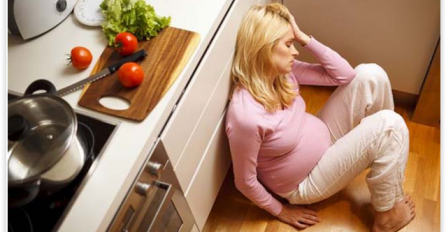 "Ostavio kao staru krpu ČIM SAM SAZNALA DA SAM TRUDNA.. Moja psiha ovo ne moze izdrzat vise. Svasta mi dođe da napravim molim vas pomozite mi... neki savjet! Ovako ne mogu  dalje.."