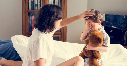 Sin joj se bori s rakom, a zla susjeda je odlučila ostaviti joj šokantnu poruku