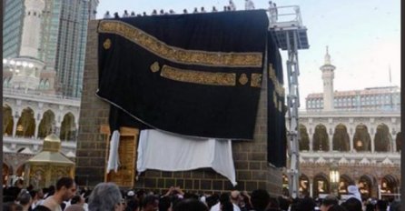 SAMO RIJETKI SU UŠLI UNUTRA: Pogledajte šta skriva unutrašnjost Kabe (VIDEO)