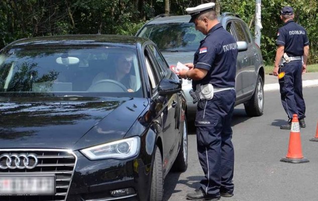 policija-srbija-audi-skupi-auti-policijska-kontrola-840x530