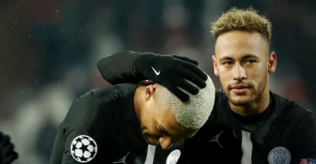 VIDEO: ŠOK U PARIZU	Navijači brutalno 'napali' jednu od najvećih zvijezdi i jasno mu poručili: 'Odj*** kur*** sine!'