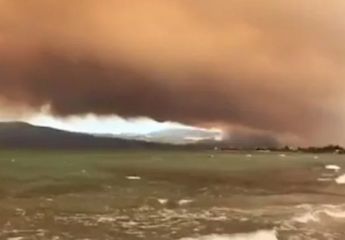 VIDEO Ogromni požari bjesne, gust dim nadvio se gradom!