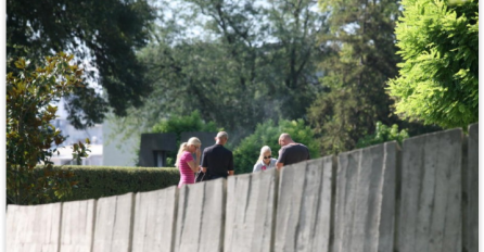 SVA ŠABANOVA DJECA NA JEDNOM MJESTU: Ilda i Mihajlo došli na spomen obilježje, a onda su ugledali ROBERTA. Jedan DETALJ je sve rasplakao