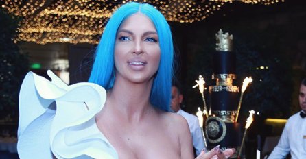 JELENA KARLEUŠA PORUČILA LUKASU DA ĆE SE PREDOZIRATI, A ONDA JE ON UDARIO TAMO GDJE NAJVIŠE BOLI: Napisao je javno samo jednu rečenicu, KAD JELENA VIDI ZANIJEMIT ĆE (FOTO)