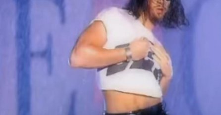 NEODOLJIV, NEUMOLJIV: Maneken iz čuvenog Cecinog spota 23 godine kasnije izgleda BOLJE NEGO IKAD! 