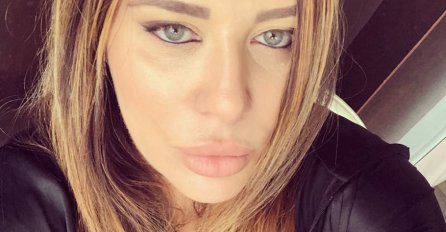 SVI PRIČAJU O NJENOM VIŠKU KILOGRAMA: ANA NIKOLIĆ SE SKINULA U KUPAĆI! FOTO