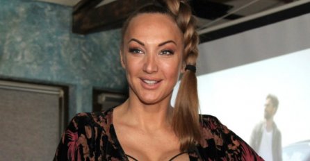 GOGU SEKULIĆ DOŽIVJELA NEPRIJATNU SITUACIJU: Pjevačica manijaka molila da prestane!