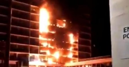 DRAMATIČNO STANJE, POŽAR GUTA BOLNICU, IMA MRTVIH I POVRIJEĐENIH: Vatrogasci na mjestu nesreće!