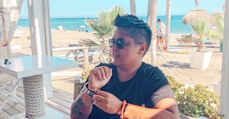 MARIJA ŠERFIOVIĆ JE NA MORU VEĆ NEKOLIKO SEDMICA, POCRNILA DO NEPREPOZNATLJIVOSTI: Kad Jelena vidi kako sada izgleda, OSTAT ĆE BEZ RIJEČI, HIT SLIKA