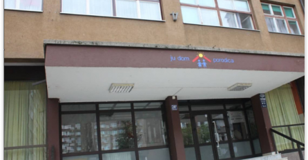 BACILA SE KROZ PROZOR: Zbog sumljivih okolnosti nesretnog slučaja naložena obdukcija tijela 16-godišnje štićenice Doma za nezbrinutu djecu