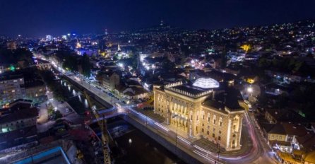 Sarajevo: Gradska Vijećnica sija u novom ruhu