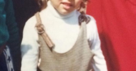 NEKADA SLATKA DJEVOJČICA, A DANAS NAJPOZNATIJA PJEVAČICA U SRBIJI: Nedavno objavila da je PONOVO TRUDNA, nema šanse da pogodite ko je! (FOTO)