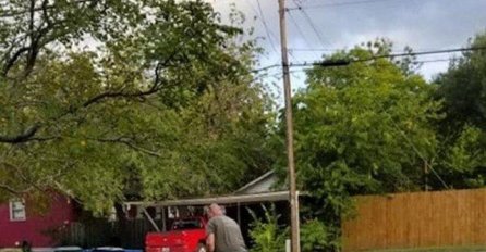 OVAJ ČOVJEK BIVŠOJ ŽENI KOSI TRAVU, IAKO SU 28 GODINA RASTAVLJENI: Kad čujete razlog, ostat ćete bez RIJEČI