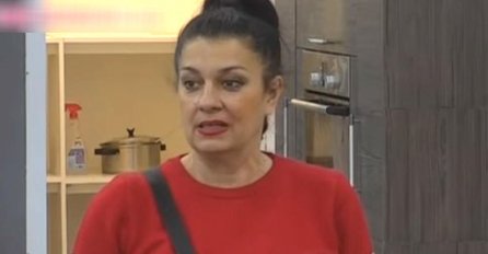 SKROMNA SOBA, MALO KUPATILO, A TEK KUHUNJA, EVO GDJE ŽIVI SAŠKA KARAN: Daleko od luksuza i raskoša! OSTAT ĆETE U ČUDU (FOTO)