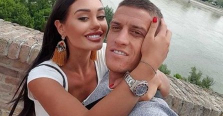 ANA KORAĆ NAZVALA ŽELJKA MITROVIĆA I OVO MU REKLA, NIJE VJEROVAO ŠTA TRAŽI: Starleta u velikim problema, KRIJE OD SVIH!